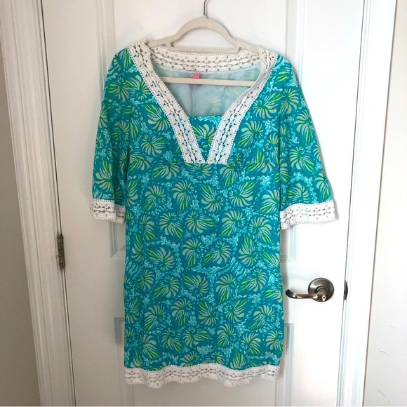 Lilly Pulitzer Dresses & Skirts - Lilly Pulitzer blue lace hem dress size 2